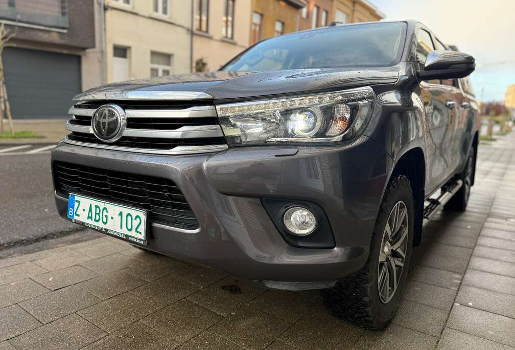 Toyota 2.4D4D AUTOMATIQUE 113000KM ETAT NEUF GARANTIE CT