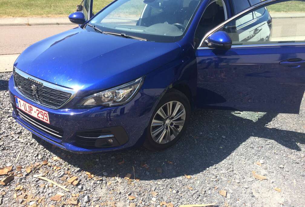 Peugeot 308 SW 1.2 PureTech Allure (EU6.2)