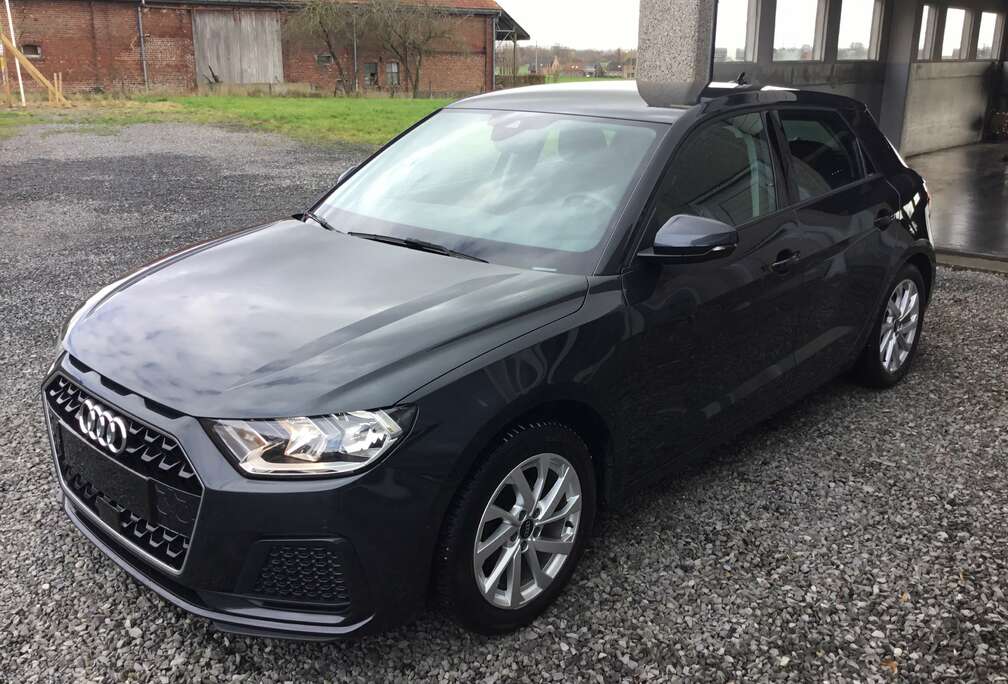 Audi A1 Sportback 25 TFSI Advanced NAVI , APP , CRUISE