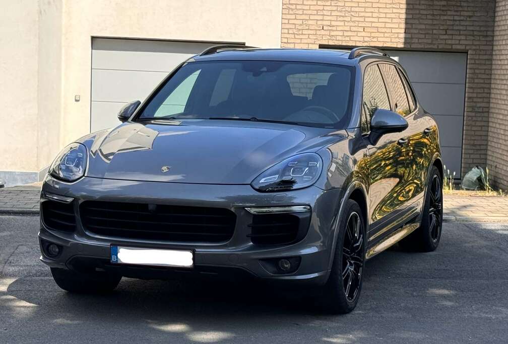 Porsche Cayenne 3.0i V6 PHEV S Tiptronic S