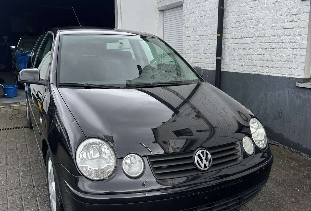 Volkswagen 1.2i Base Birthday Climatronic