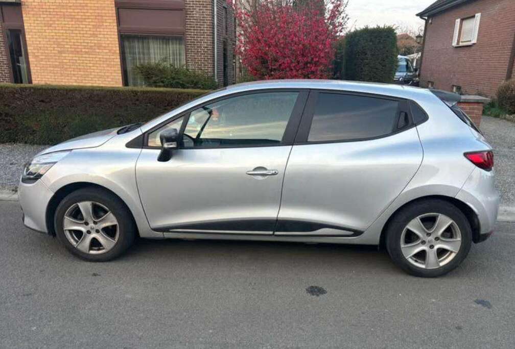 Renault Clio 1.2i Collection