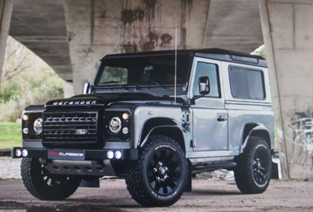 Land Rover Defender 2.2 Turbo - D Adventure