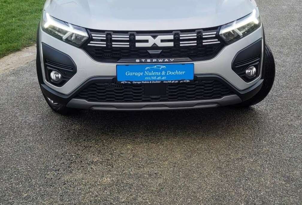 Dacia Stepway 1.0 TCe Expression CVT