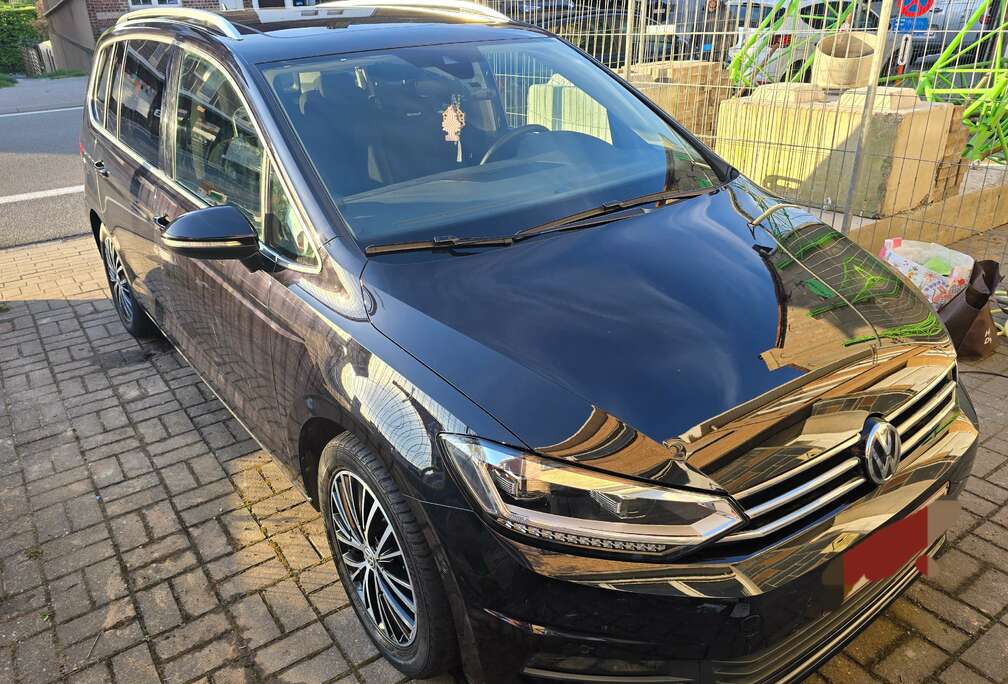 Volkswagen Touran 1.6 TDi SCR Highline DSG