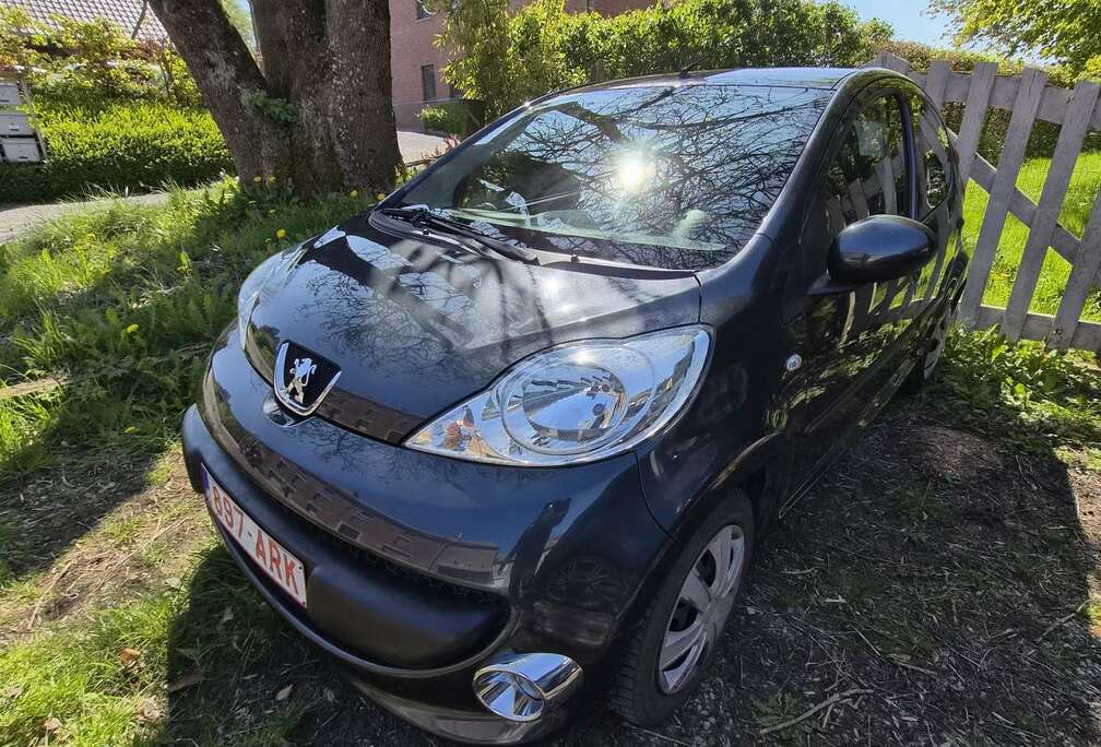 Peugeot 1.0i 12v Trendy