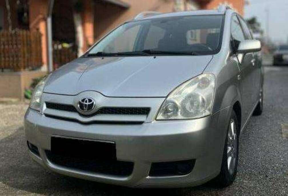 Toyota 2.0 Turbo D4D 16v Linea Luna