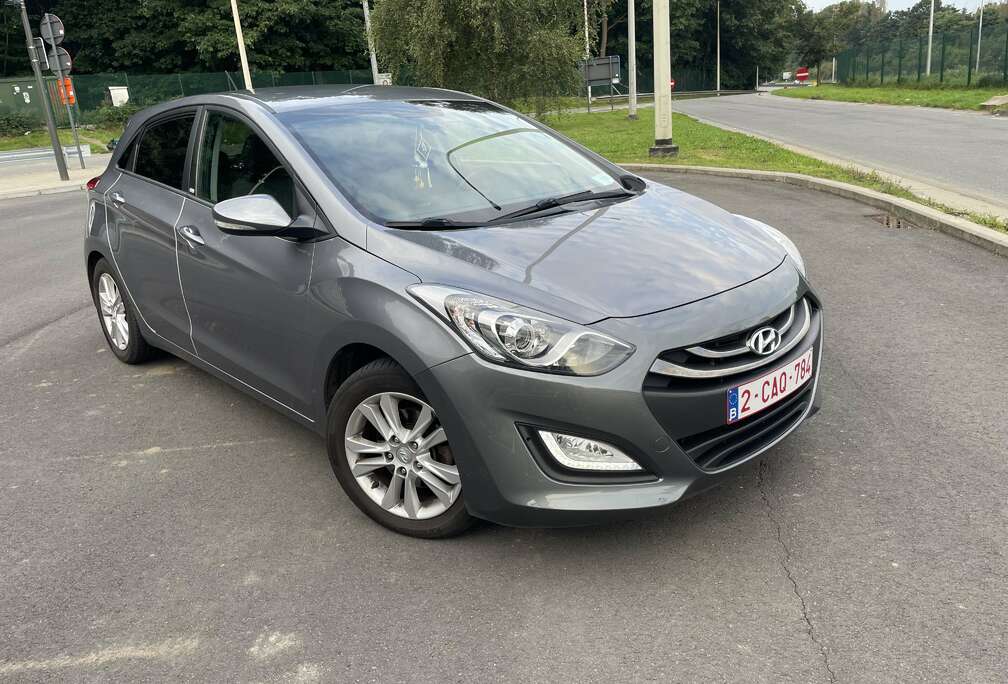 Hyundai 1.4i Lounge