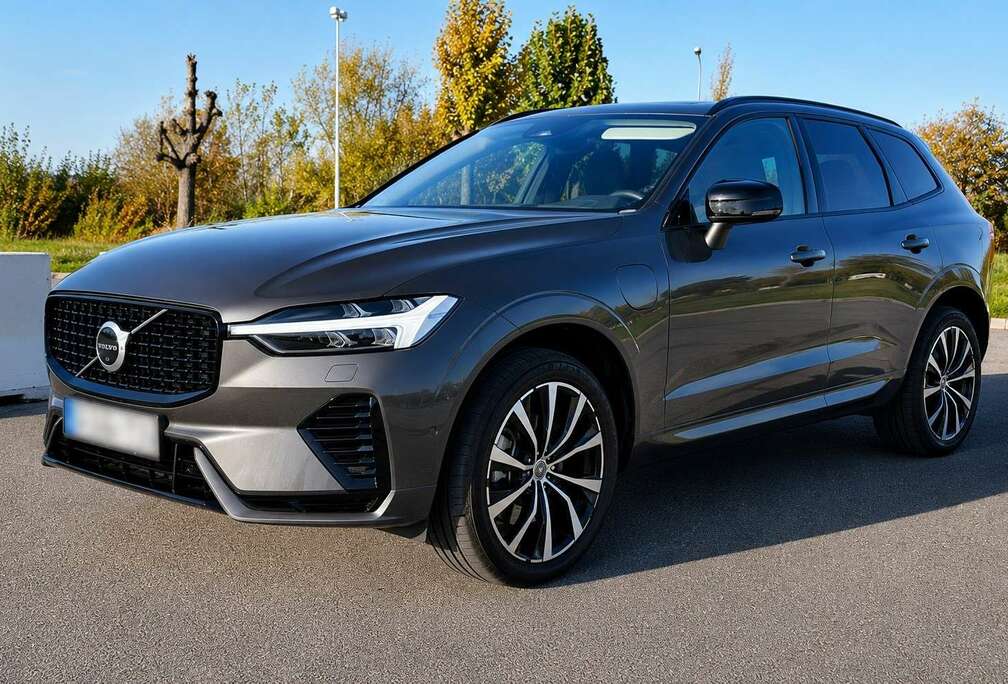 Volvo T6 Recharge AWD Ult. /B&W/Pano/Massage/Trekh/Full