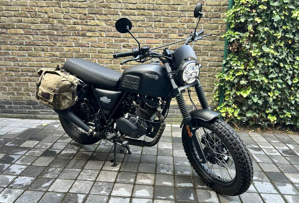 Zwart