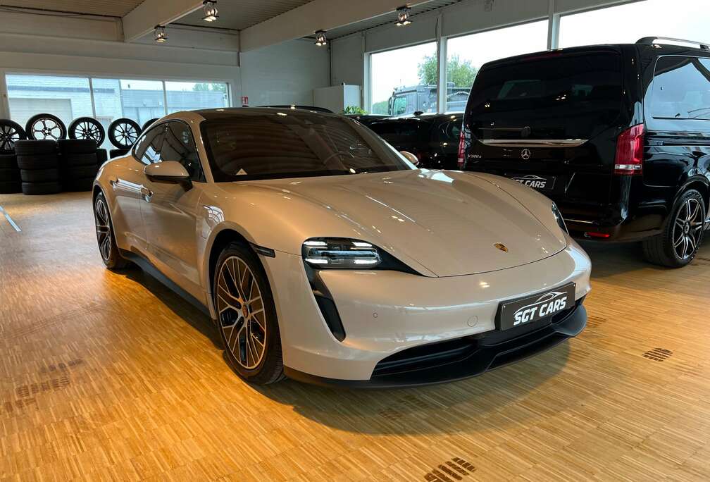 Porsche 93.4 kWh 4S - Perf. Batt. - Tartufo Volleder - Pano - Head-up - Keyless - BOSE - 14 way Seats - 360 camera - Dodehoek