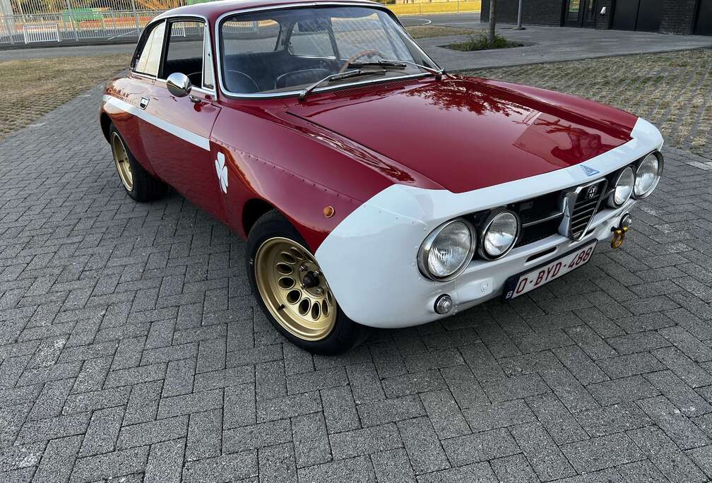 Alfa Romeo Alfa Romeo 1300 GT Junior 1975 GTAm-look