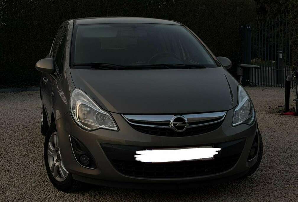 Opel Corsa 1.2i Enjoy Active