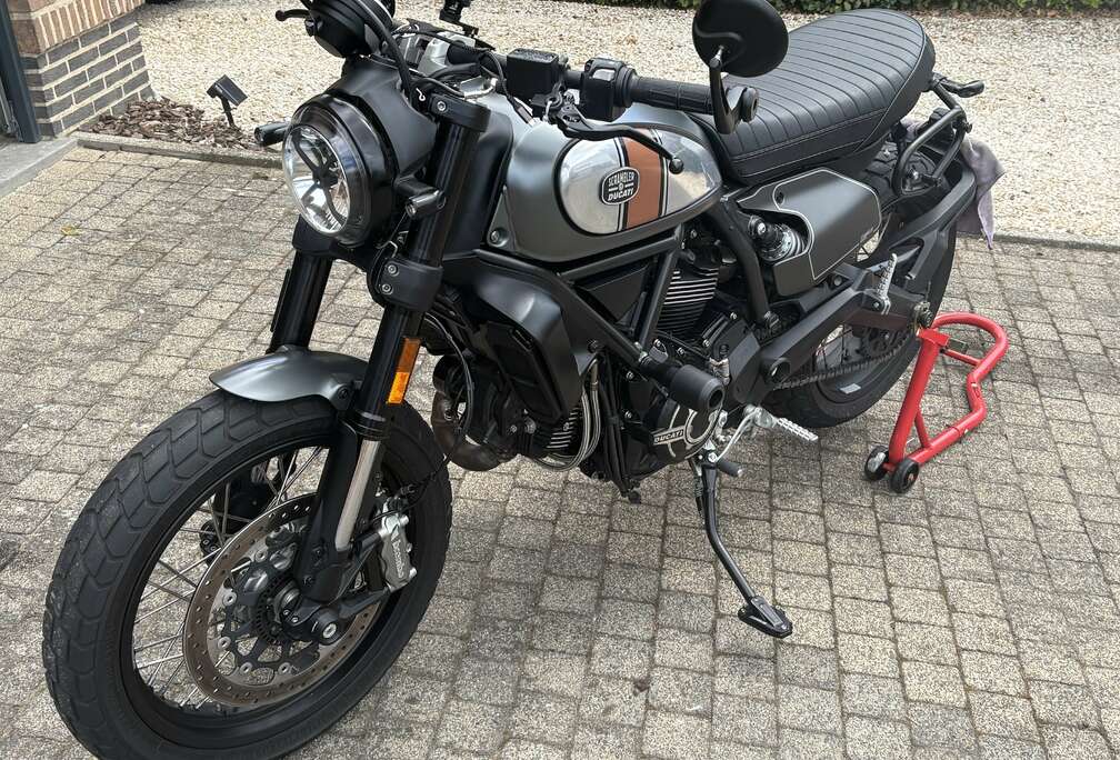 Ducati Nightshift