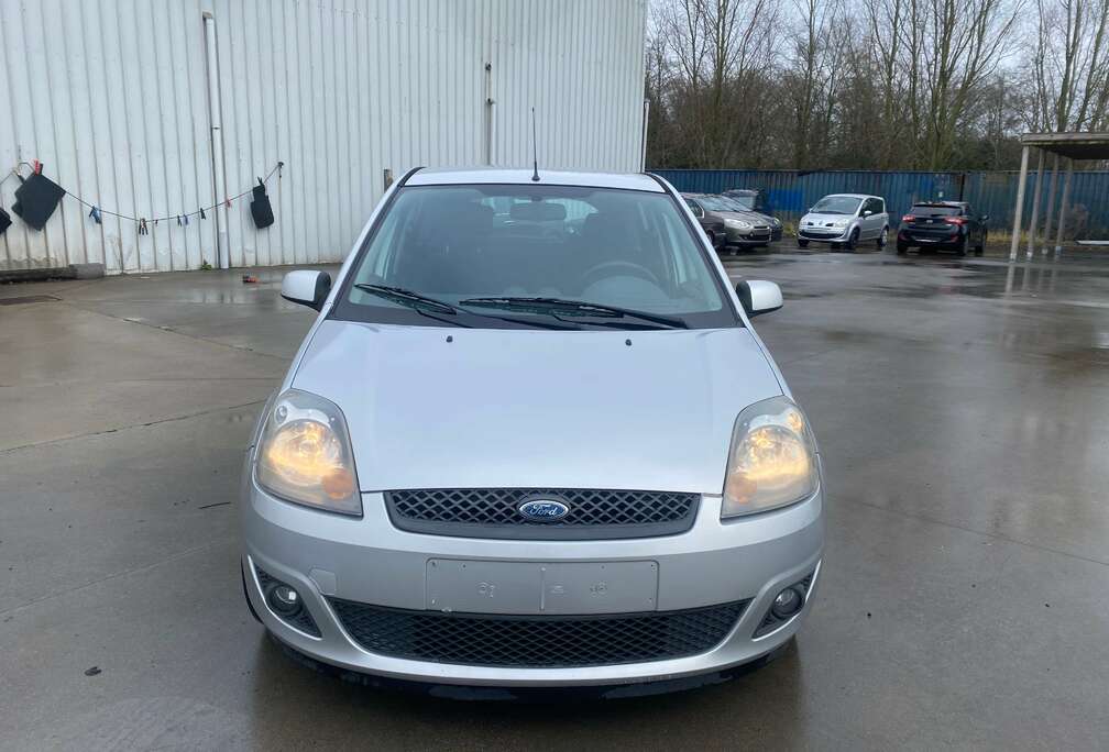 Ford Fiesta CLX