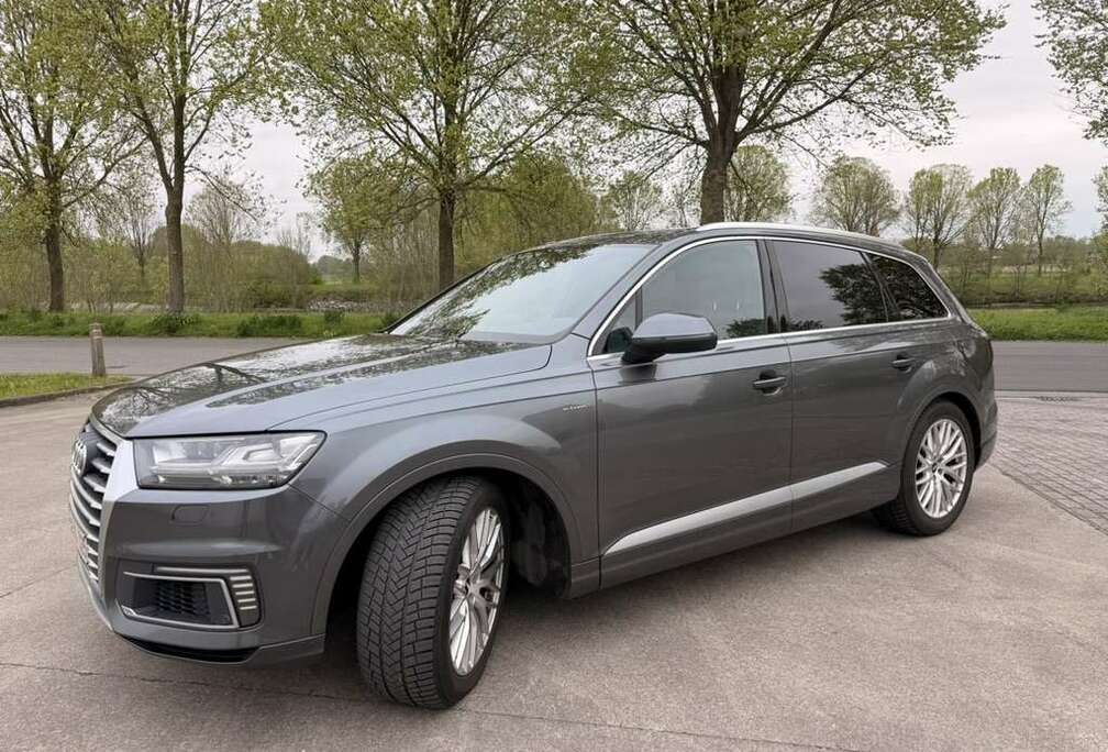 Audi Q7 e-tron 3.0 TDi V6 Quattro e-tron Tiptronic (275 kW)