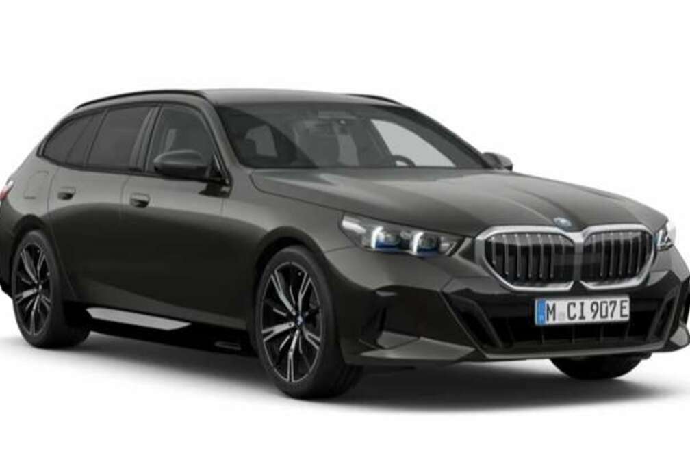 BMW e xDrive Touring - M Sport/Driv.Ass.+/B&W/Trekhaak