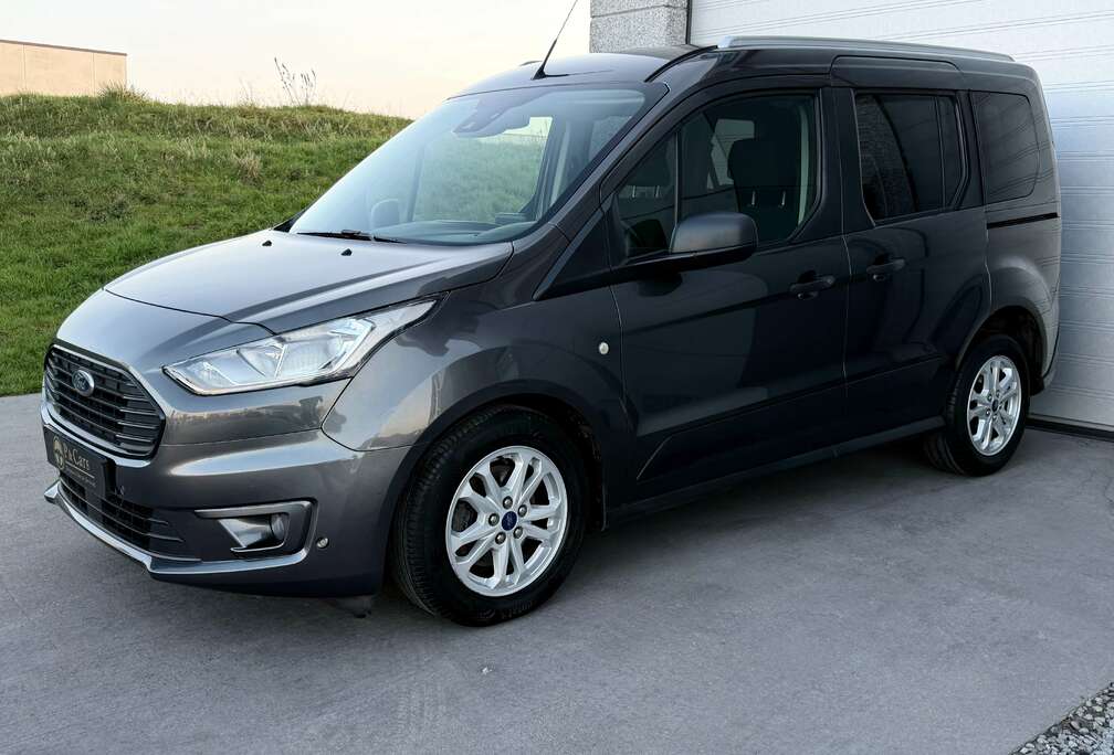 Ford 1.0 EcoBoost Titanium (EU6.2)