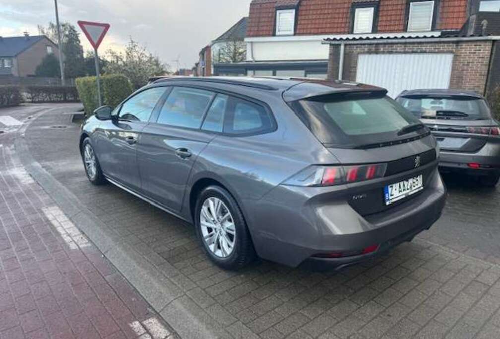 Peugeot SW 1.2 model 2022 12Maanden garantie 1ste eigenaar