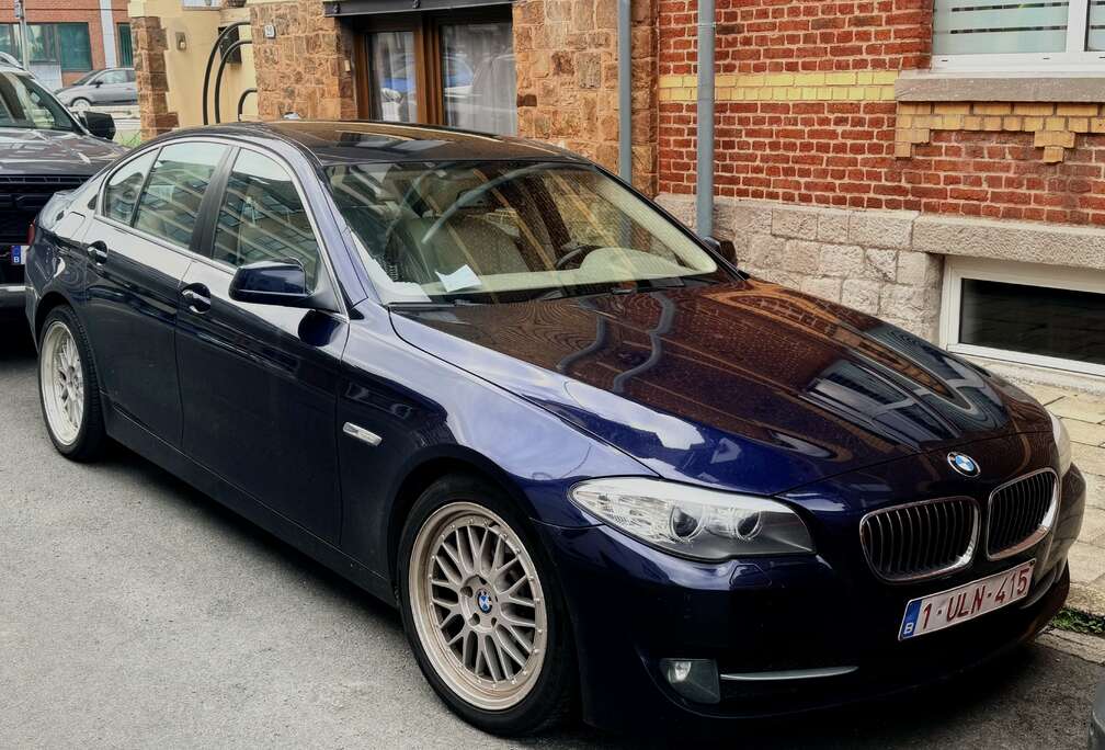 BMW 520dA**Automatique**Toit Ouvrant