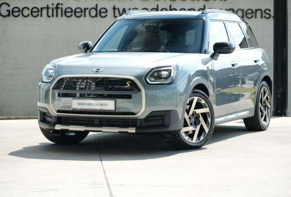MINI Countryman SE ALL4 Favoured | TOWB | PANO | H&K |