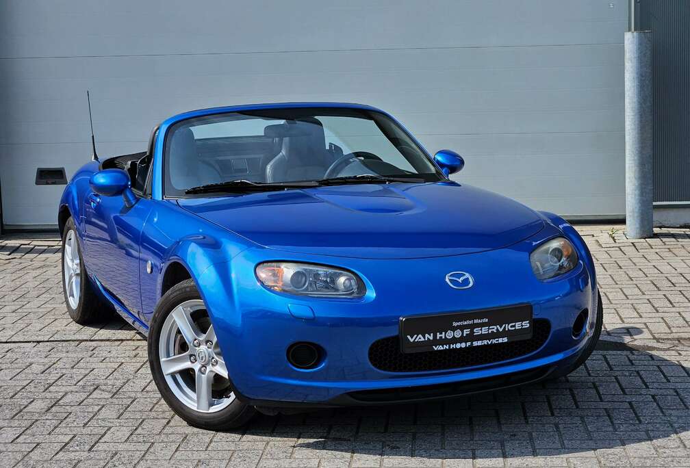 Mazda 1.8i 16v Active