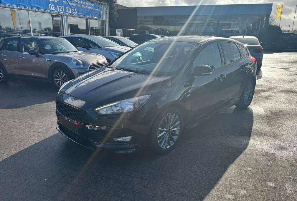 Ford Focus 1.0 EcoBoost ST Line