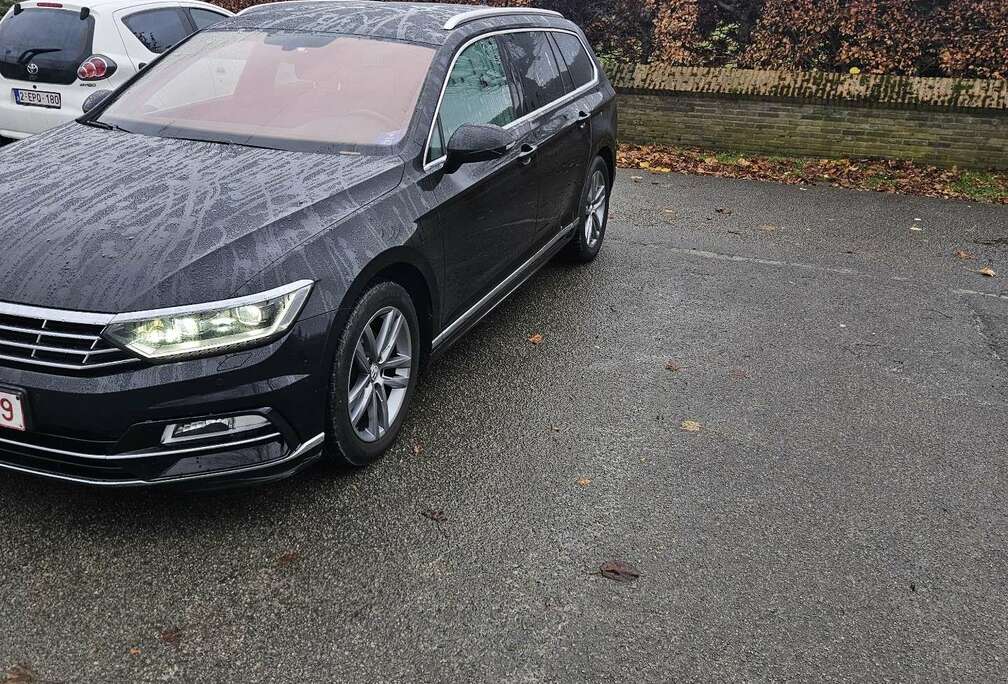 Volkswagen SW 1.6 TDi Highline Business DSG  R-LINE