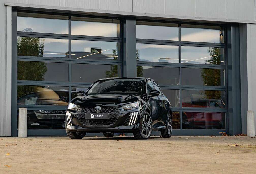 Peugeot 100 PK MHEV  AT  Camera  Airco  Parkeers. v...