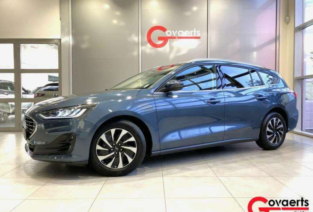 Ford 1.0 EcoBoost Clipper Titanium