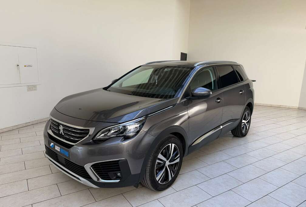 Peugeot 5008 1.2 // Pano dak // 7 Plaatsen // LEZ 2035
