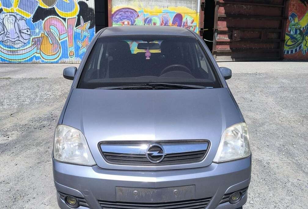 Opel 1.6 - 105 Twinport Cosmo Easytronic