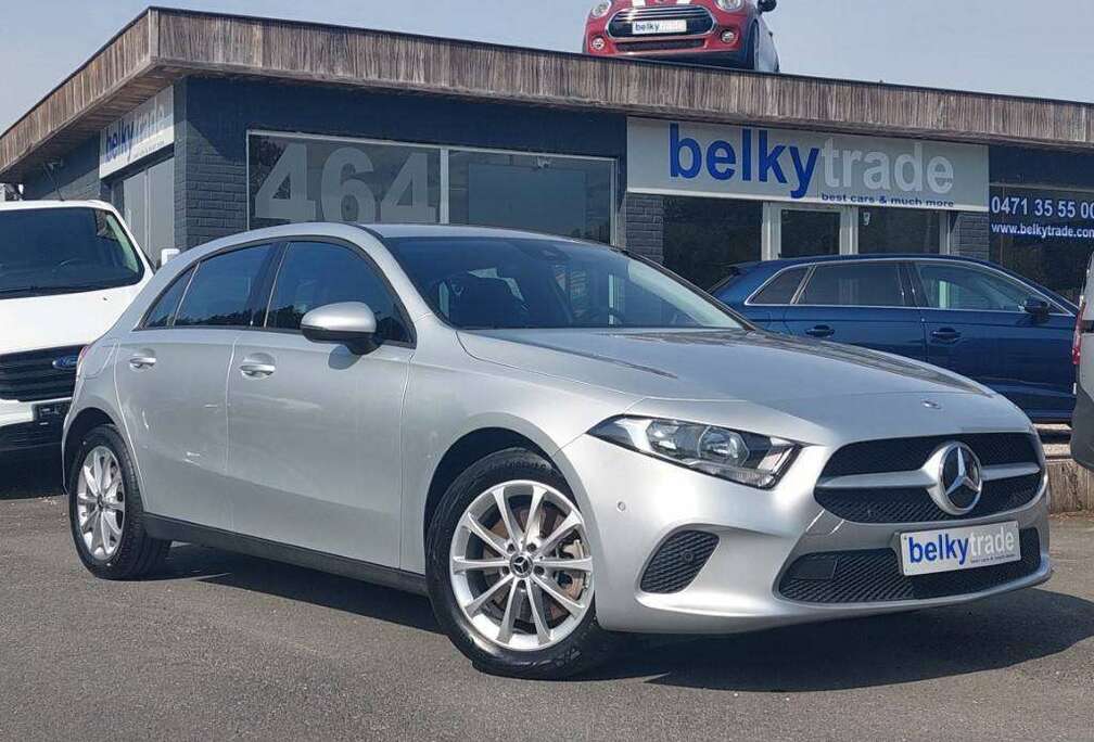 Mercedes-Benz A 250 e PHEV Business Trekhaak - Camera - Navi