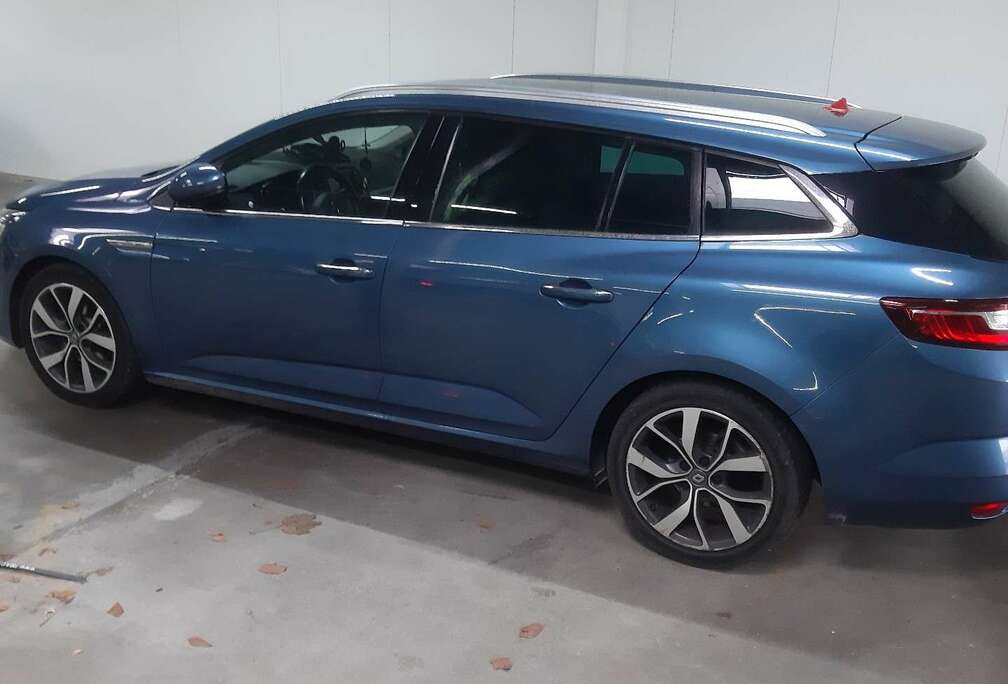 Renault dCi 110 FAP EDC Bose Edition