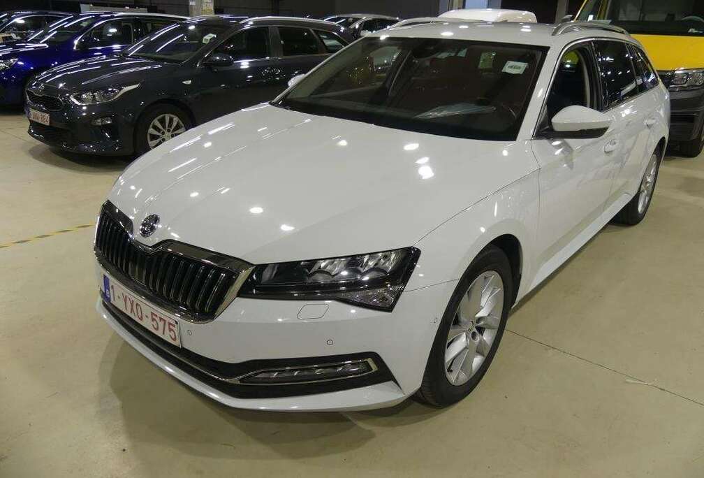 Skoda SW 2.0 CR TDi Style DSG  TREKHAAK CAMERA ADAPT CON