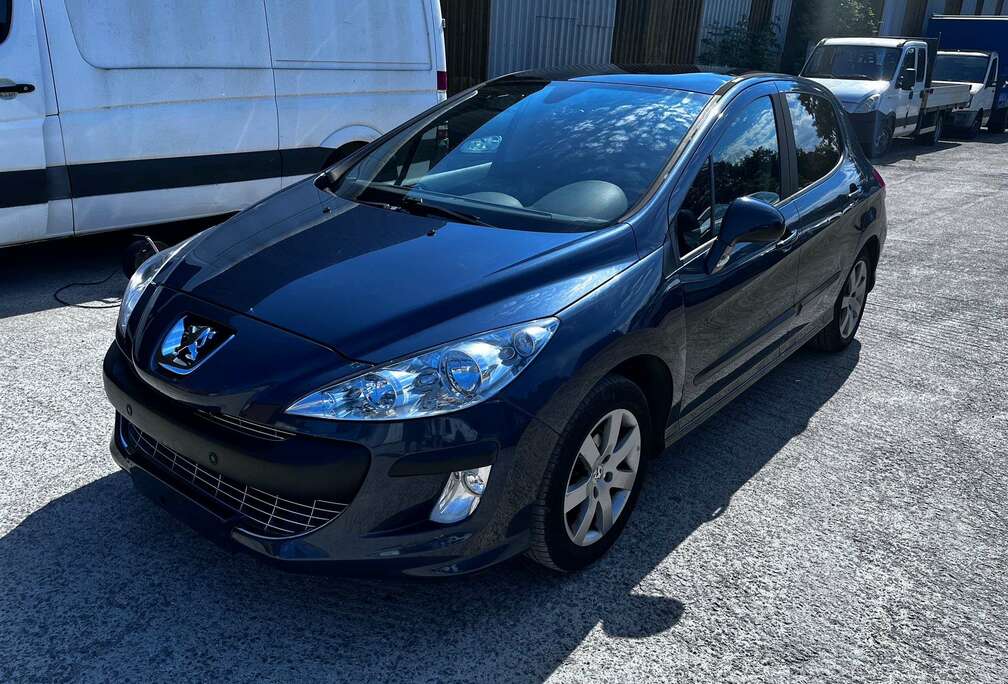Peugeot 308 1.6i Confort Pack CARPASS