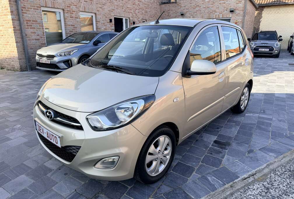 Hyundai i10 1.1i*BOITE AUTO*AIRCO*GARANTIE 12M*