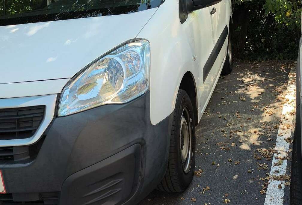 Peugeot 1.6 HDi 115 L1 Komfort