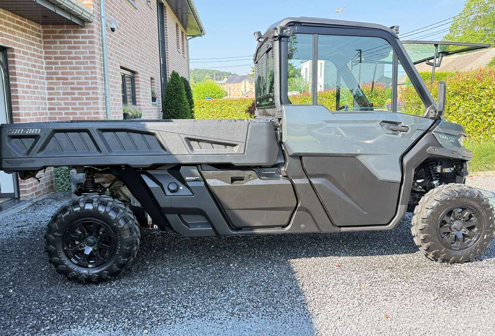 20660 euro Hors TVA  (Prix neuf 40430)