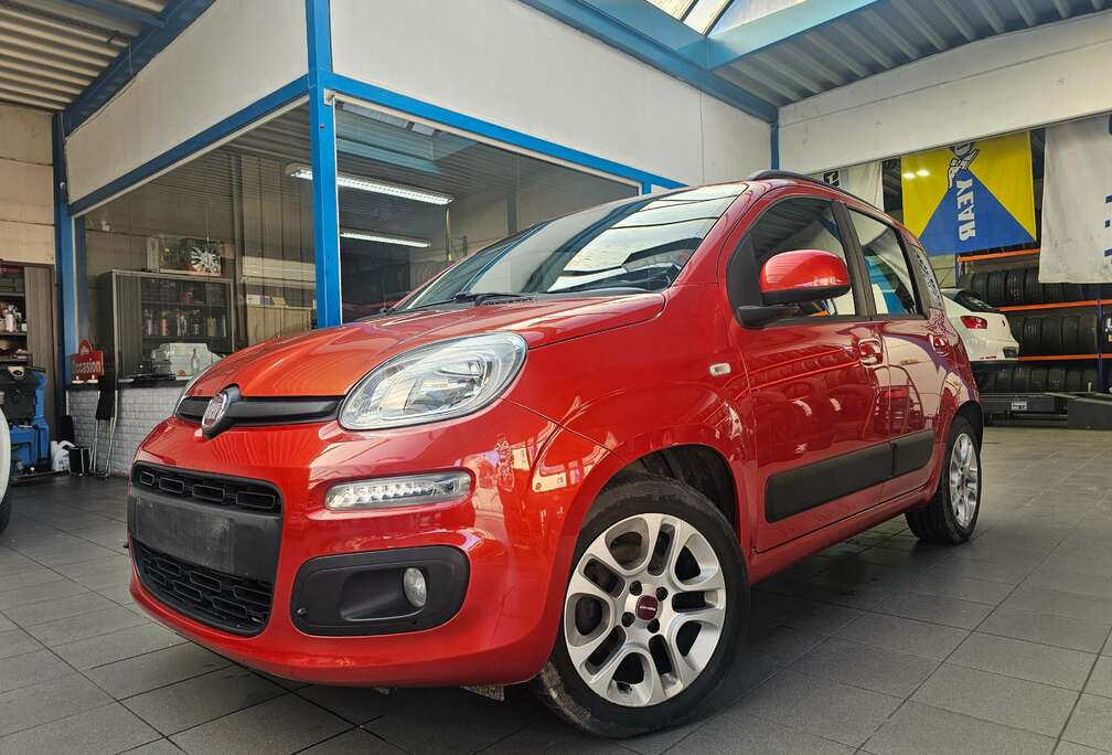 Fiat Panda 1.2i Lounge // Garantie //