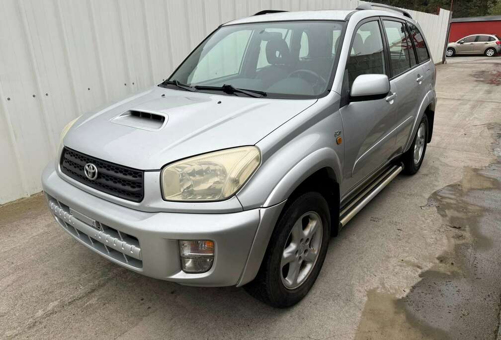 Toyota diesel 4x4 cuir,clim