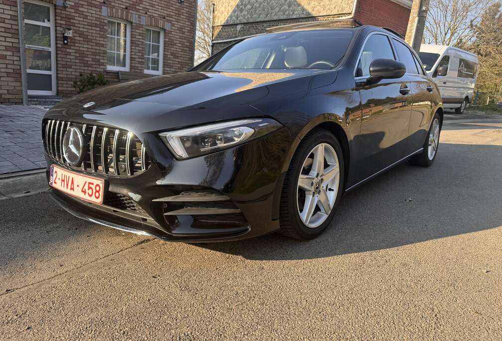 Mercedes-Benz d Business Solution AMG