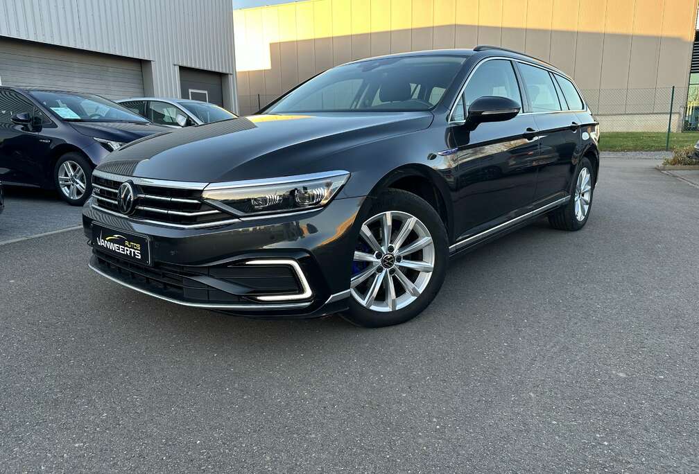 Volkswagen GTE 1.4 benzine + elektrisch plug-in, DSG AUTOMAAT