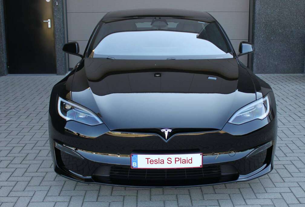 Tesla Model S 100 kWh Tri Motor Plaid