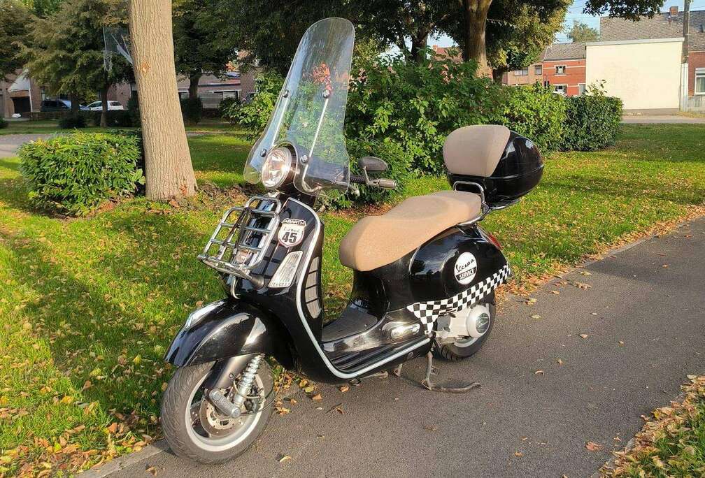 Piaggio Vespa