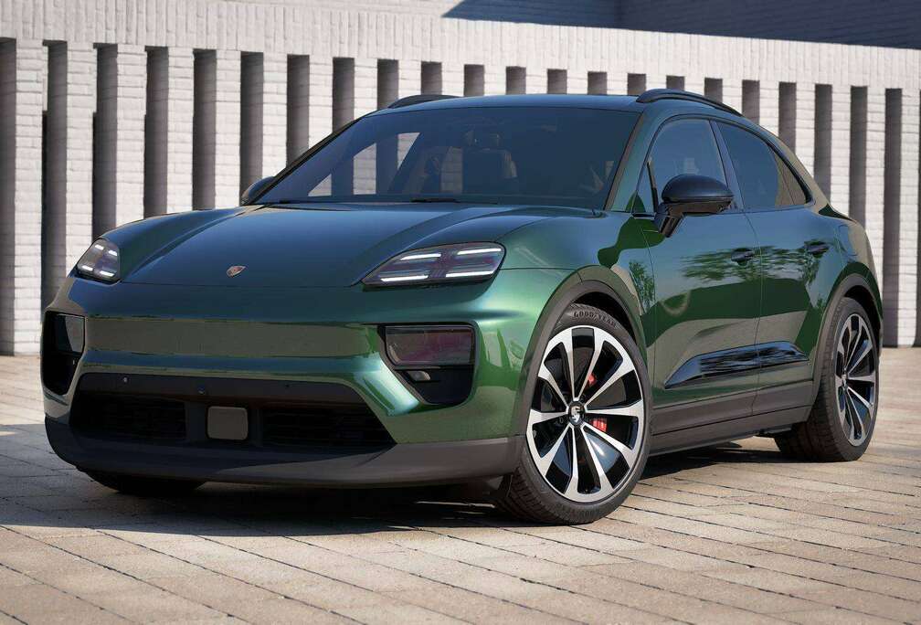 Porsche 4S EV/Oak Green/Pano/Sport Chrono/BOSE/Innodrive/....
