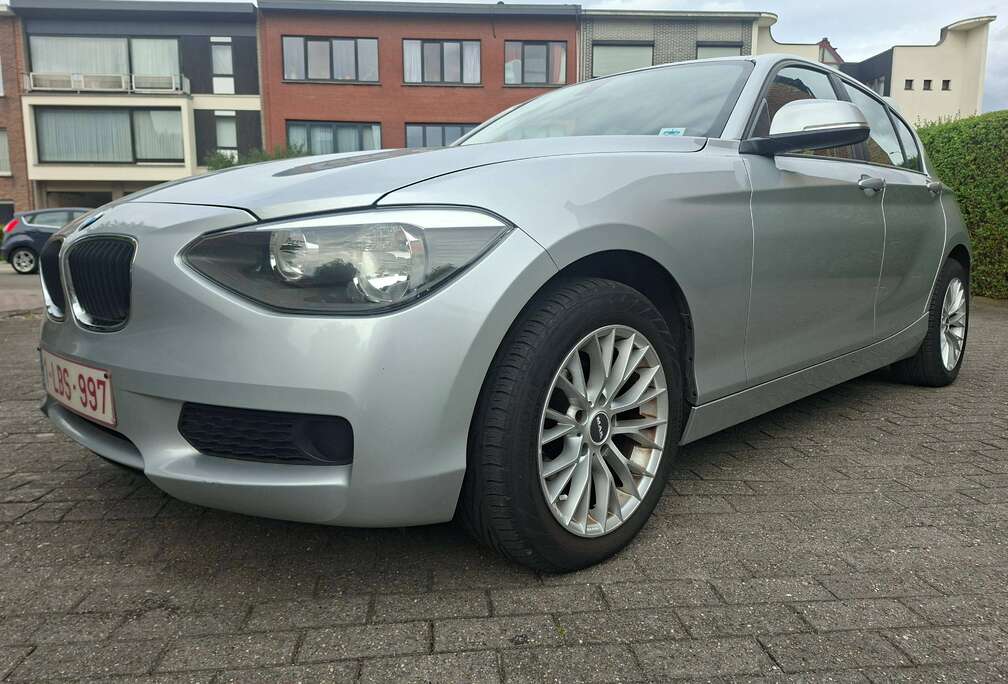 BMW 116i | Auto Airco | Navi | Parkeer sensoren | Boordcomputer | Cruise |