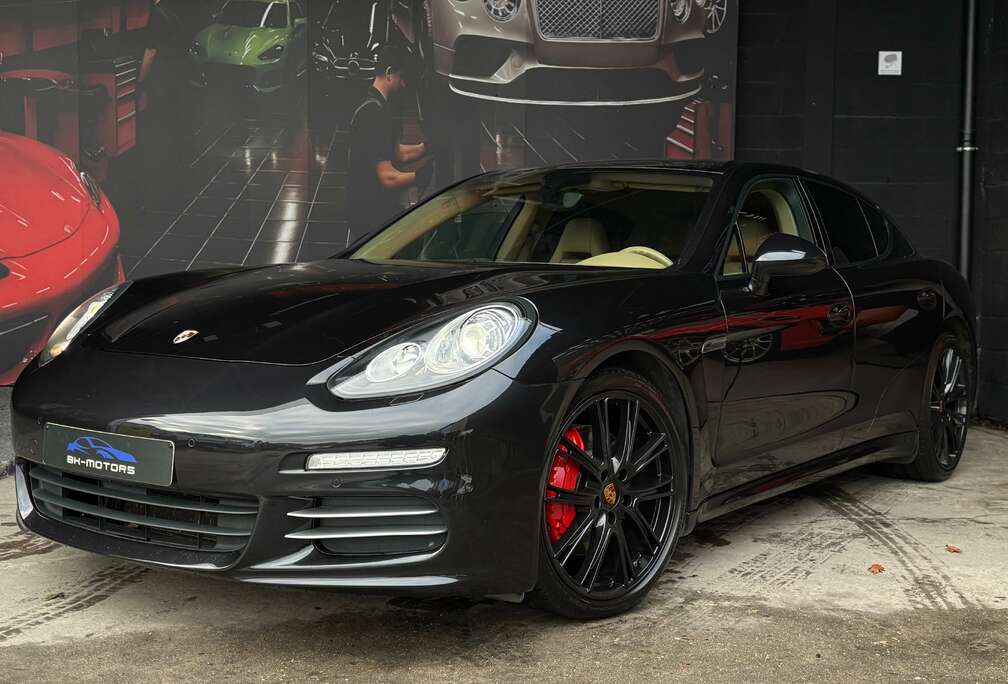 Porsche Panamera 4 3.6i V6 PDK