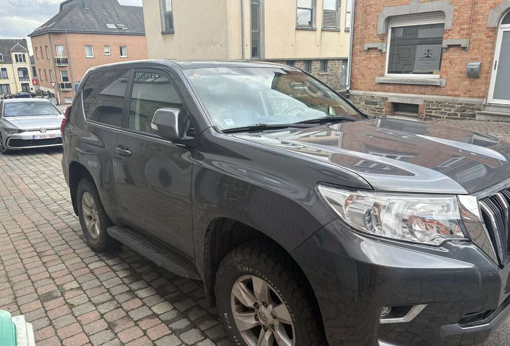 Toyota 2.8 D-4D Country A/T