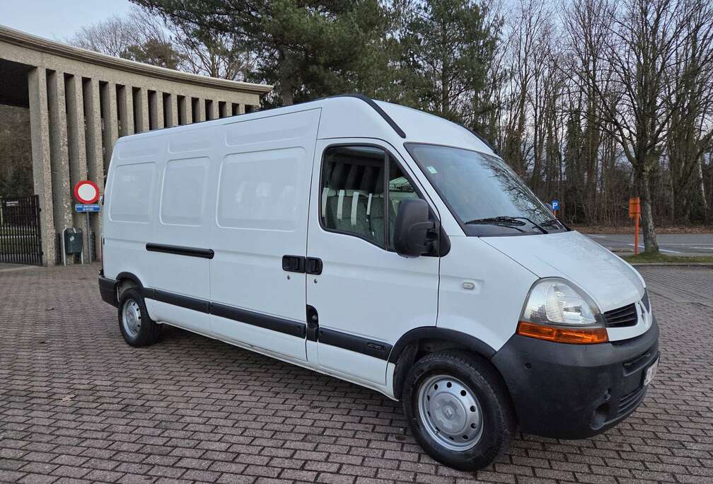Renault 2.5 dCi L3H2